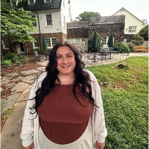 Meet your Posher, Ginny